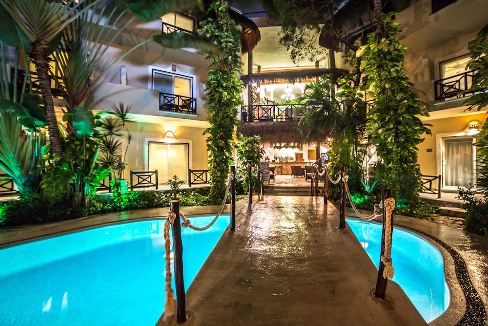 

Roma - Playa del Carmen - Hotel Riviera Del Sol