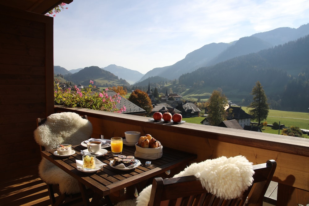 

Milano - Gstaad - Hotel de Rougemont & Spa
