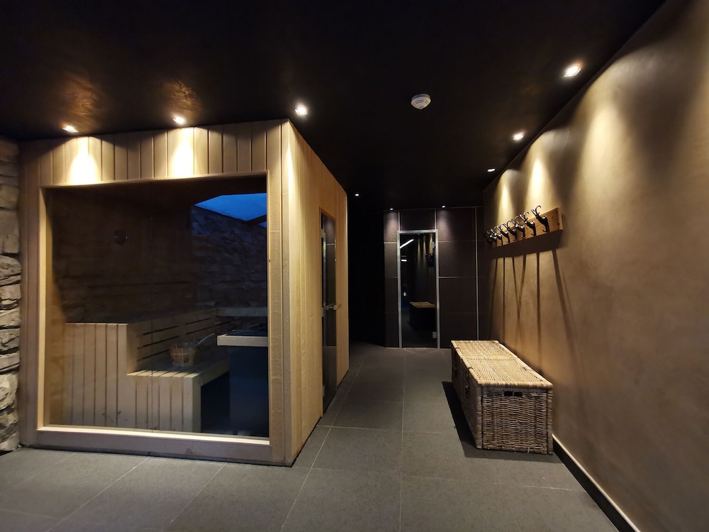 

Roma - Gstaad - Hotel de Rougemont & Spa