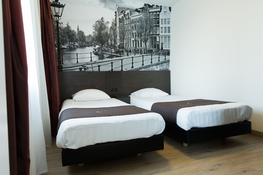 

Napoli - Duivendrecht - Bastion Hotel Amsterdam Amstel