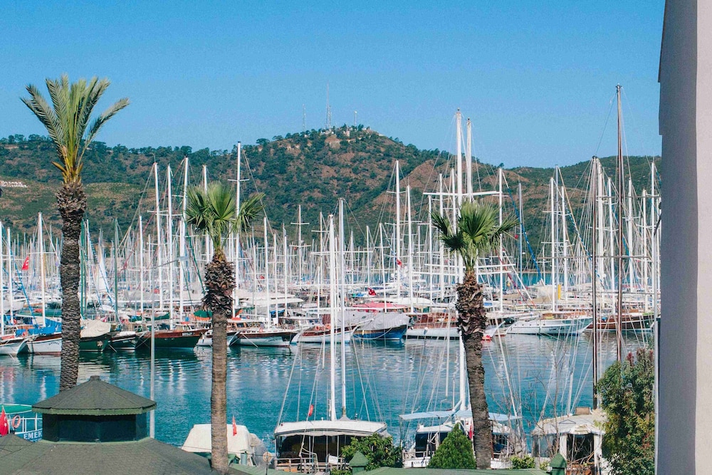 

Milano - Fethiye - Infinity City Hotel