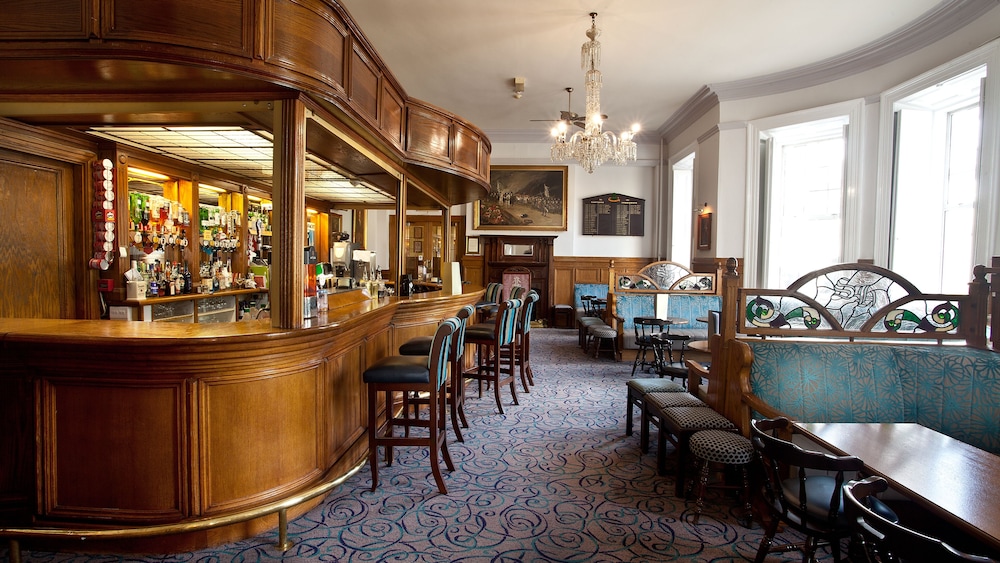 

Milano - Maynooth - The Lucan Spa Hotel