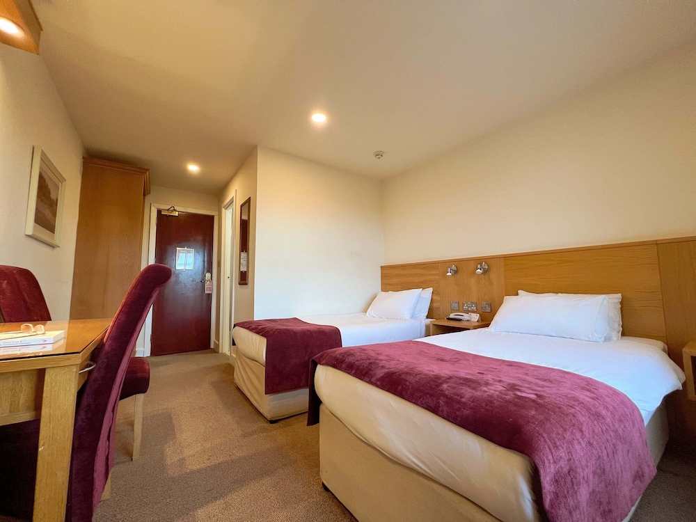 

Roma - Maynooth - The Lucan Spa Hotel