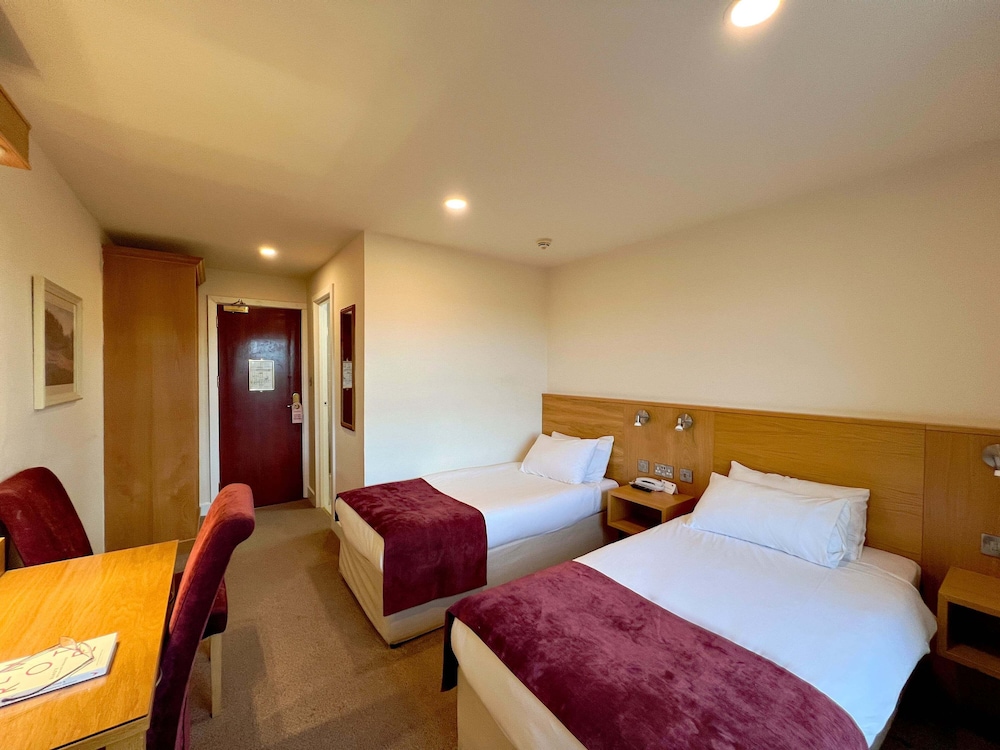 

Venezia - Maynooth - The Lucan Spa Hotel