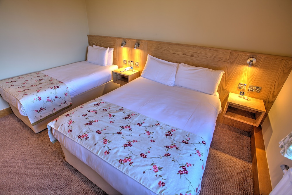 

Roma - Tyrrelstown - The Lucan Spa Hotel