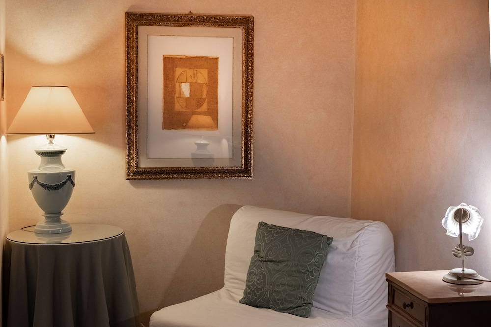 

Napoli - Gubbio - Relais Ducale