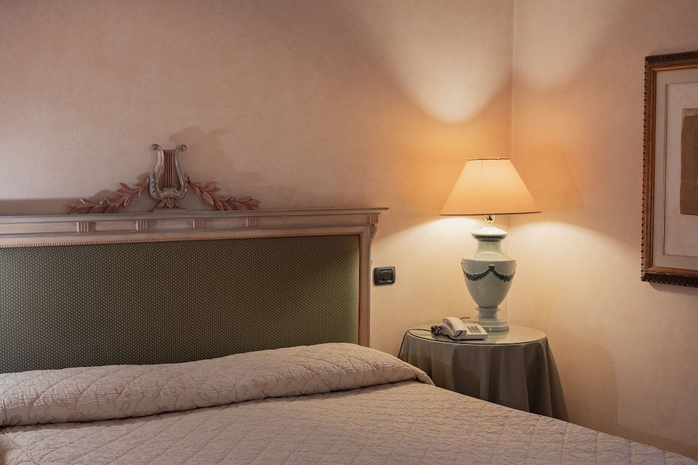 

Venezia - Gubbio - Relais Ducale