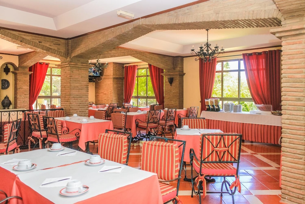 

Milano - Lagoa - Hotel Colina Dos Mouros