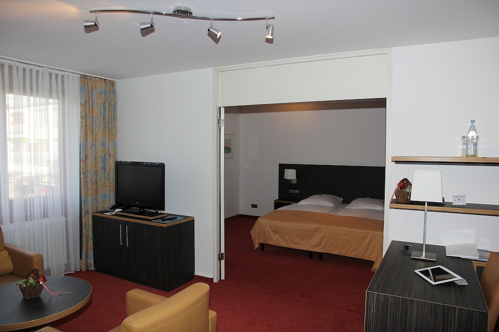 

Brindisi - Monaco di Baviera - Hotel Gästehaus Forum am Westkreuz