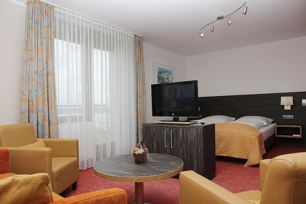 

Roma - Germering - Hotel Gästehaus Forum am Westkreuz