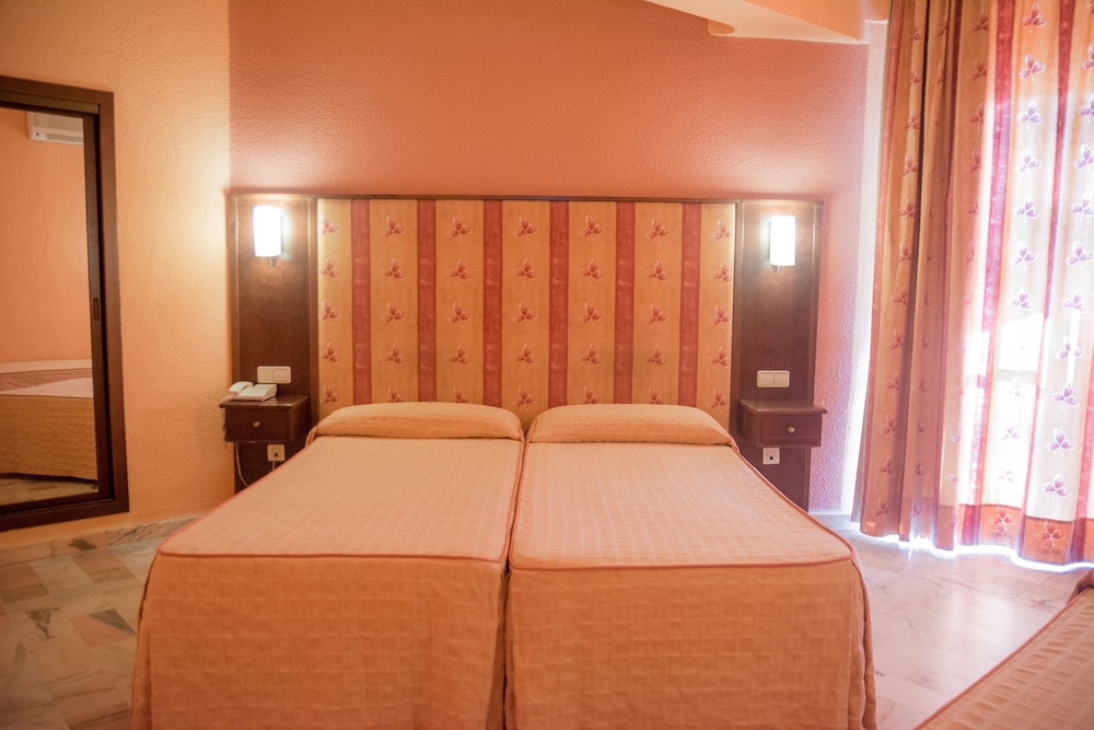 

Roma - Benalmadena - Royal Costa