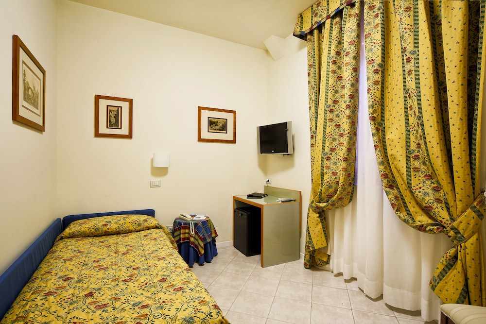 

Catania - Siena - Hotel Italia