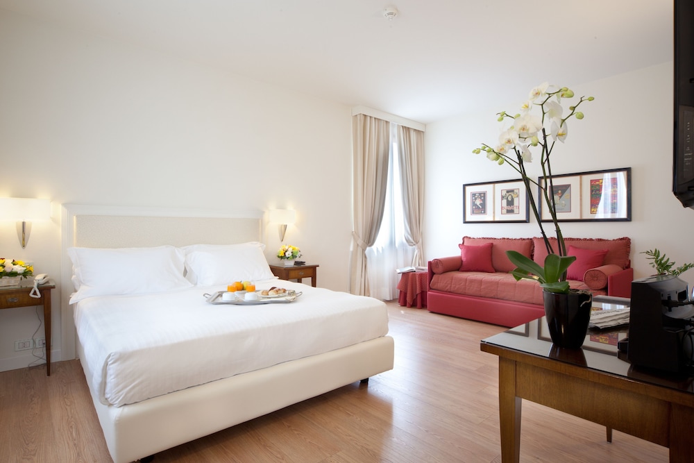 

Catania - Siena - Hotel Italia