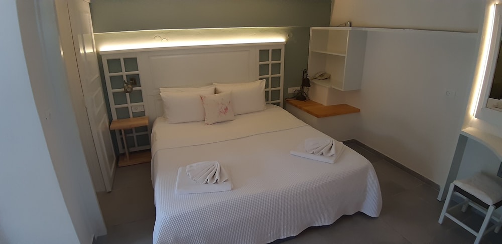 

Napoli - Stavros - Artemis Village Apartments & Studios