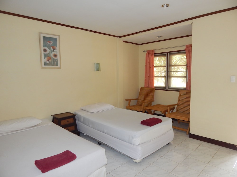 

Napoli - Lipa Noi - Jinta City Samui