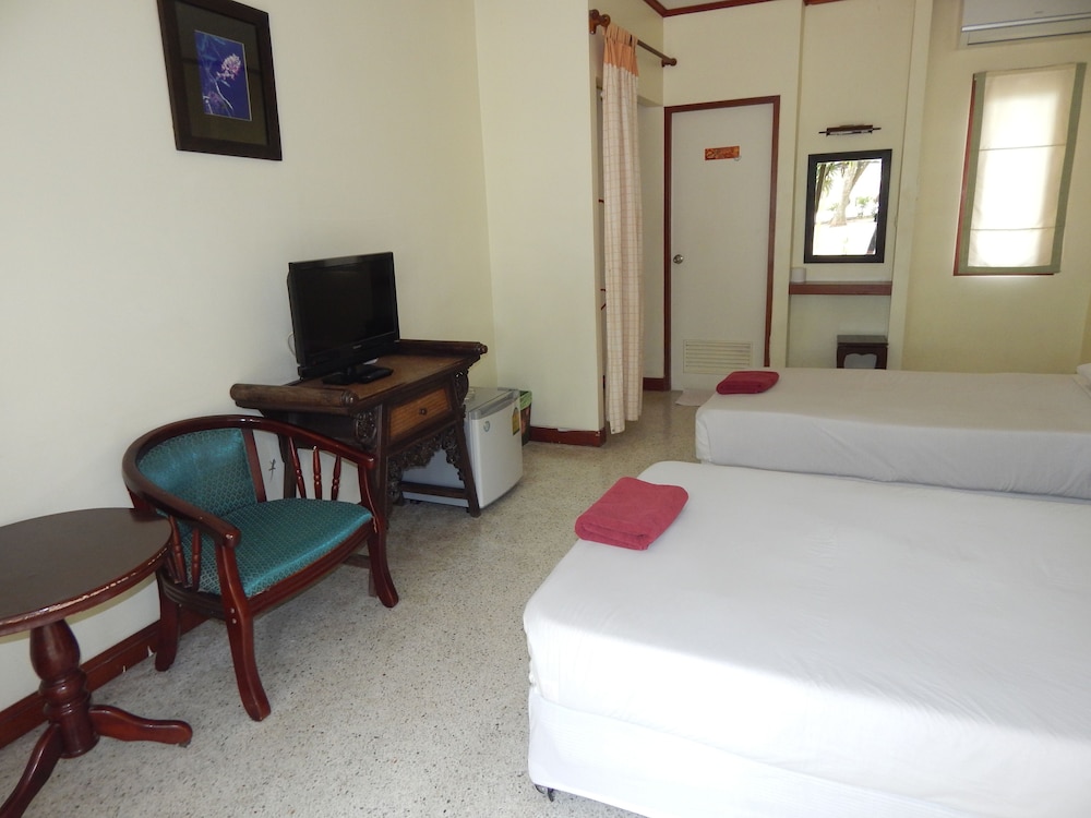 

Milano - Mae Nam Beach - Jinta City Samui