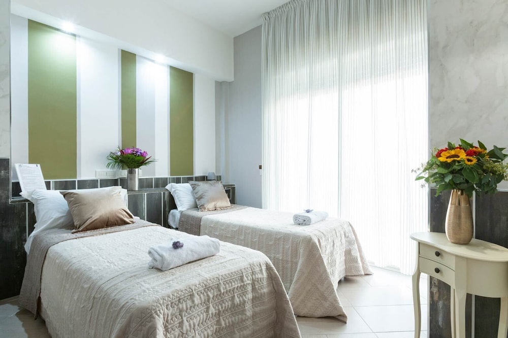 

Milano - Bacoli - Hotel San Paolo