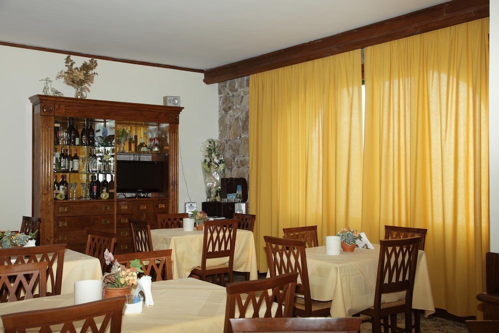 

Catania - Costiera Sorrentina, Italia - Hotel Mega Mare