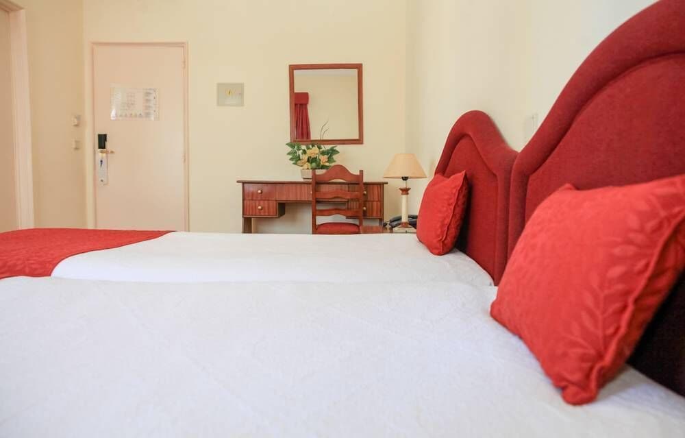 

Catania - Altura - Hotel Baía de Monte Gordo