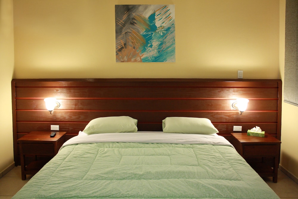 

Venezia - Palm Beach - Del Rey Apartments