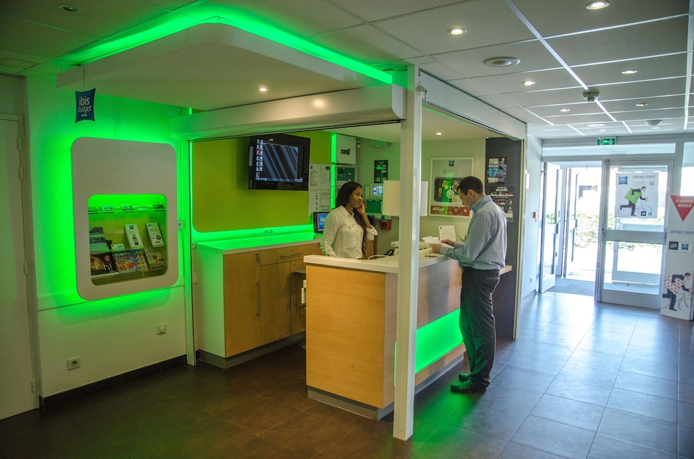 

Milano - Aulnay-sous-Bois - ibis budget Aeroport Le Bourget Garonor