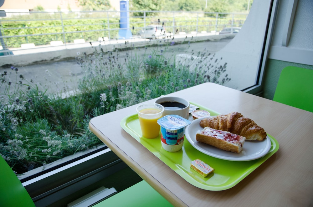 

Milano - Aulnay-sous-Bois - ibis budget Aeroport Le Bourget Garonor