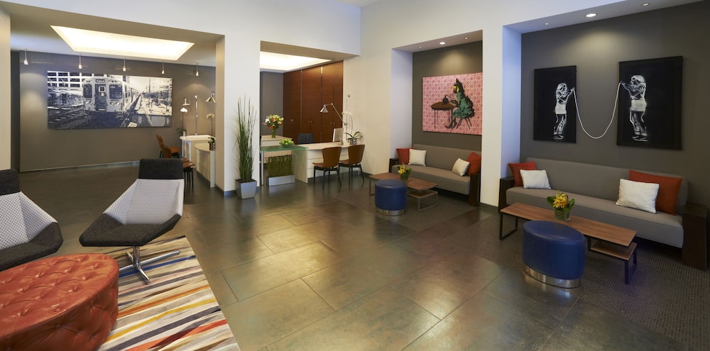 

Roma - Chicago - Kinzie Hotel