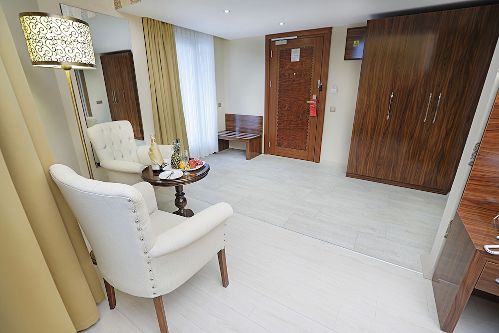

Milano - Büyükçekmece - World Point Hotel Istanbul