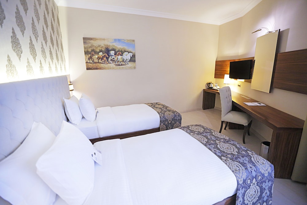 

Bologna - Büyükçekmece - World Point Hotel Istanbul