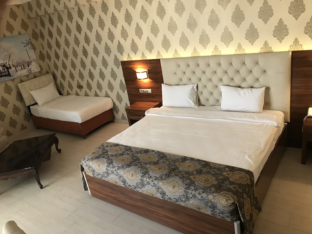 

Milano - Beylikduzu - World Point Hotel Istanbul