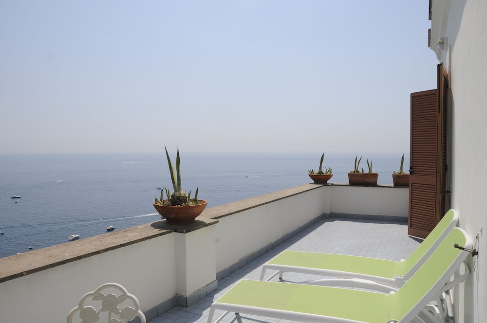 

Catania - Positano - Hotel Dimora Fornillo