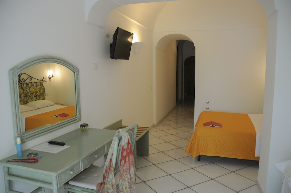 

Milano - Positano - Hotel Dimora Fornillo