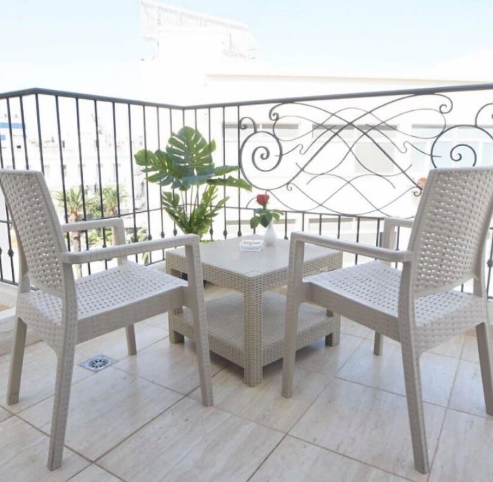 

Bari - Tunisi - Downtown Tunis Hotel