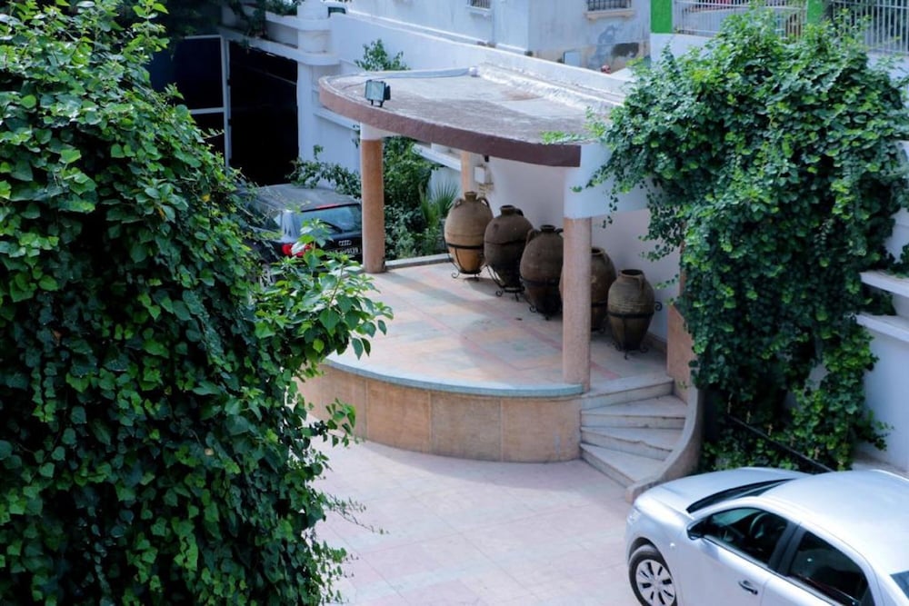 

Bari - Tunisi - Hotel Saint Georges Tunis