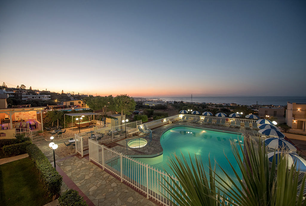 

Napoli - Creta, Isole greche - Adonis Studios