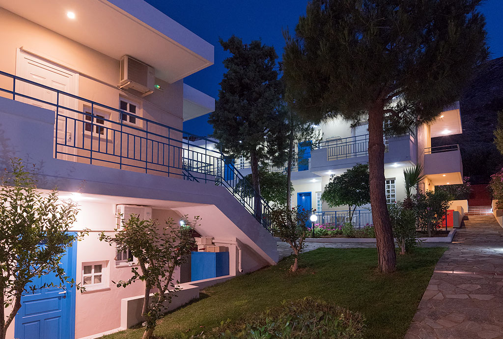 

Bologna - Malia - Adonis Studios