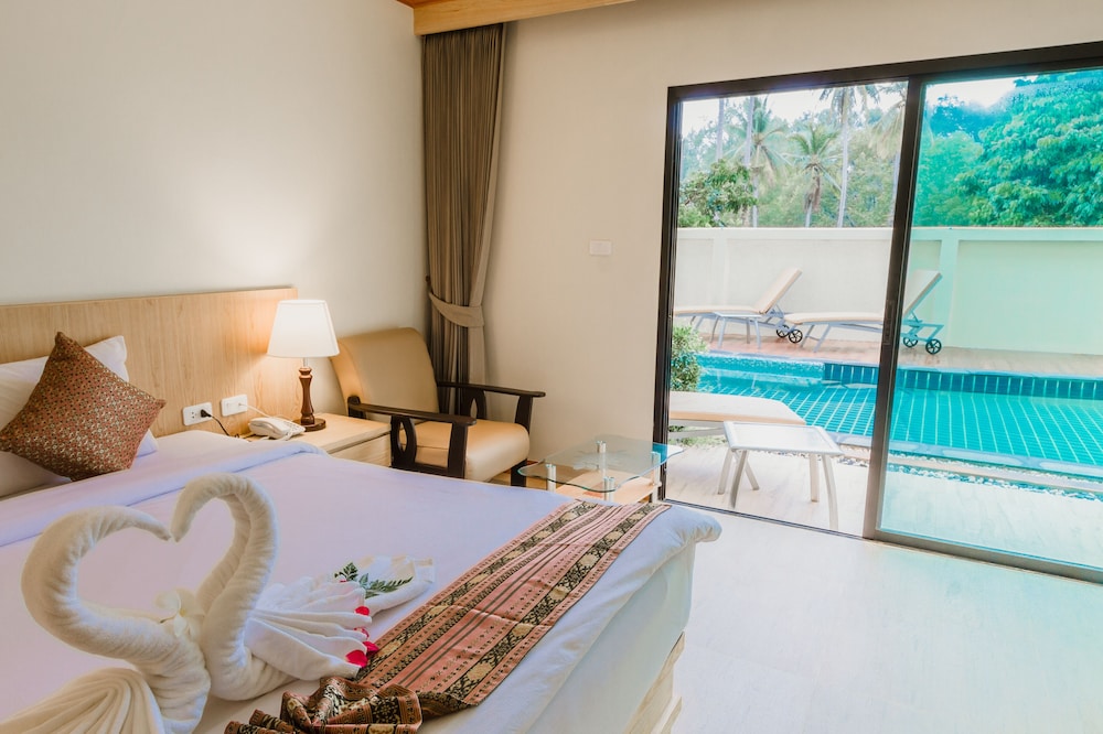 

Milano - Mai Khao Beach - Airport Beach Hotel Phuket