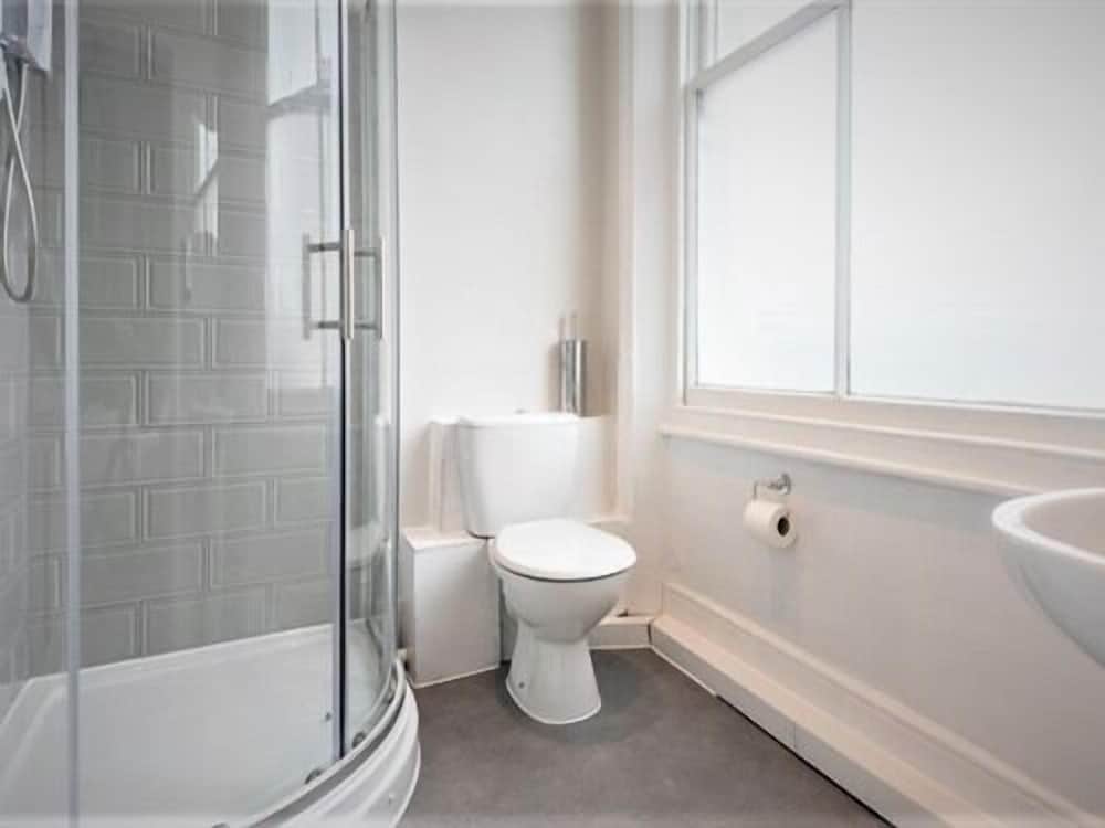 

Napoli - Sidcup - Summerfield Pub & Boutique Rooms