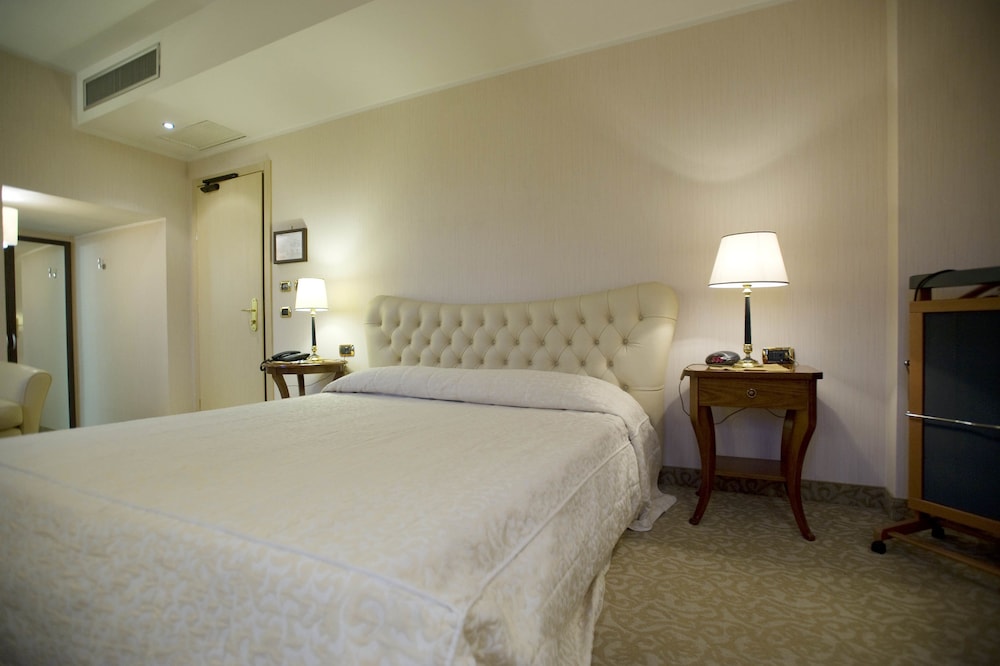 

Palermo - Brescia - Hotel Master