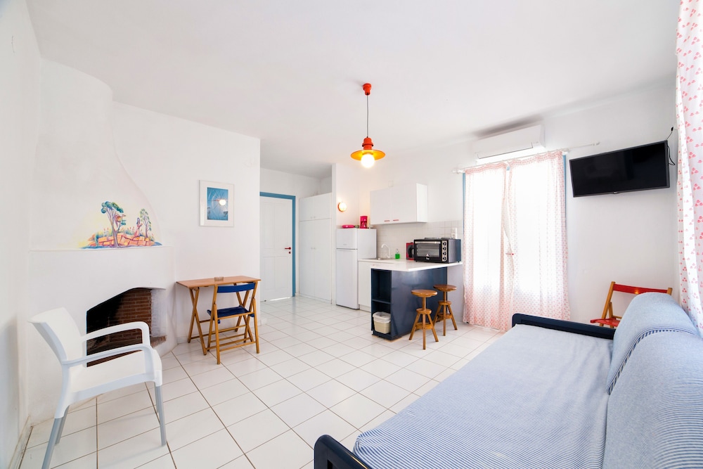 

Napoli - Antiparos - Fivos Apartments
