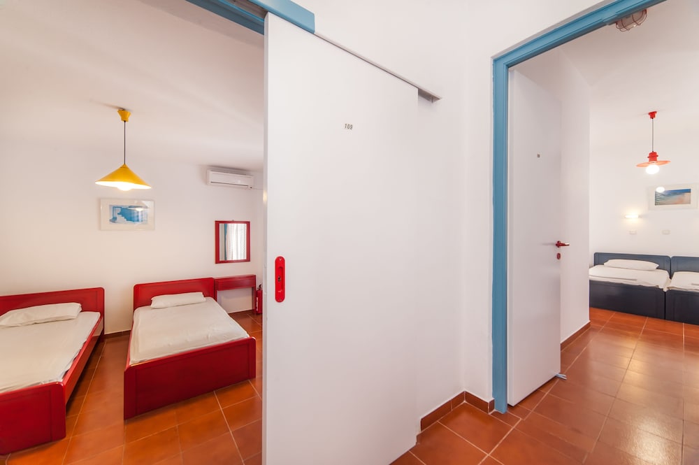 

Milano - Antiparos - Fivos Apartments