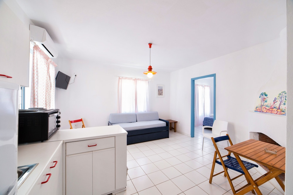 

Napoli - Antiparos - Fivos Apartments