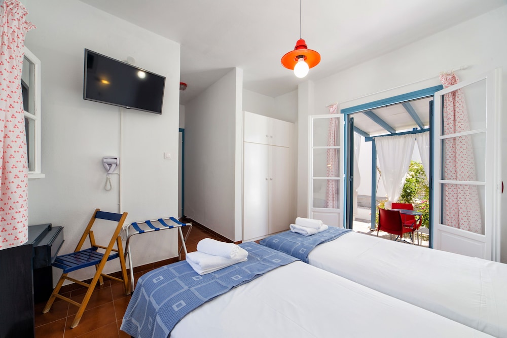 

Roma - Chrissi Akti - Fivos Apartments