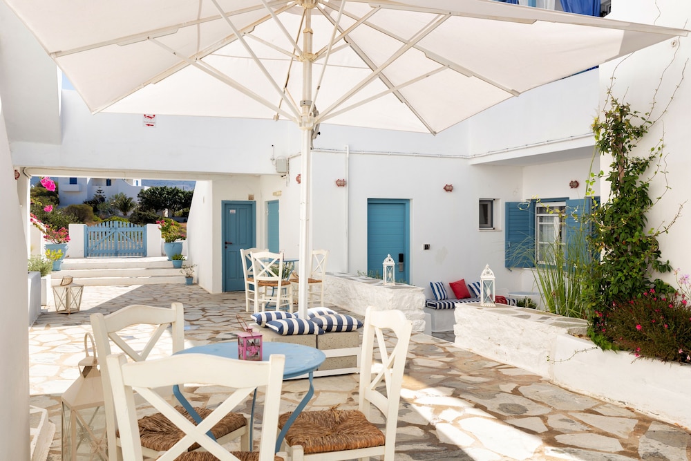 

Napoli - Antiparos - Fivos Apartments
