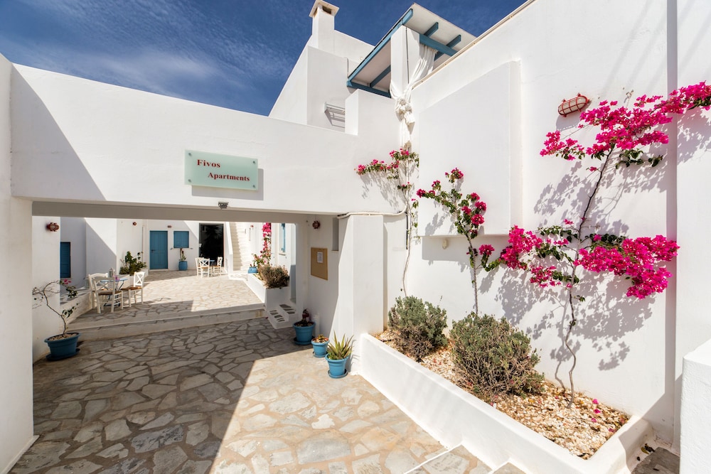 

Milano - Aliki (Paros) - Fivos Apartments