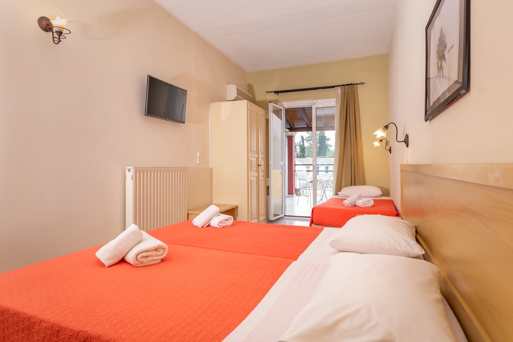 

Milano - Kanoni - Opera Blue Hotel