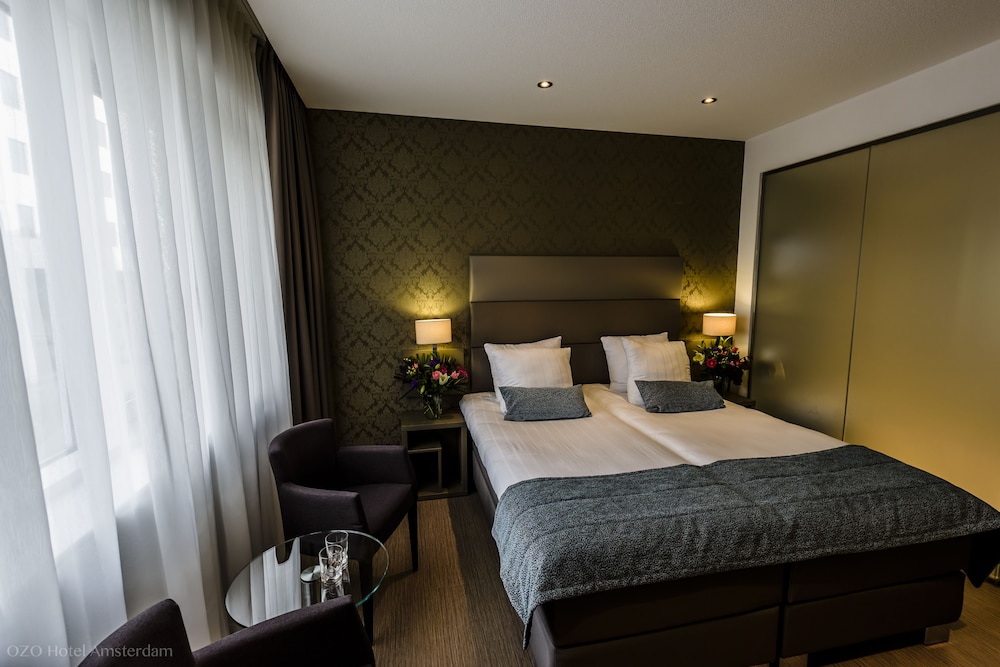 

Bologna - Amsterdam-Uithoorn - OZO Hotels Arena Amsterdam