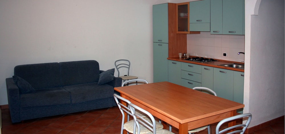 

Trieste - Capo Testa - Santa Teresa di Gallura - La Reggia Di Nausicaa