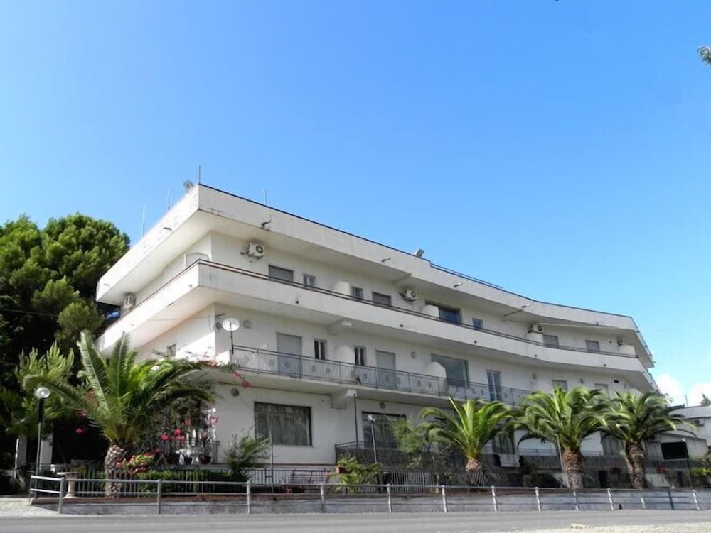 

Venezia - Santa Maria di Castellabate - Hotel Eden