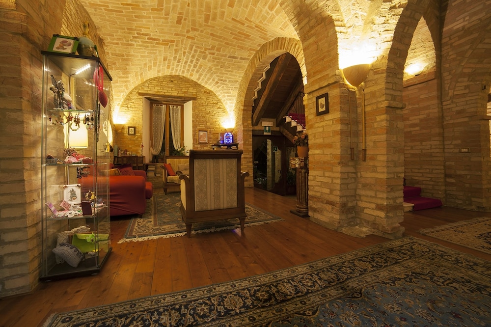 

Milano - Civitanova Marche - La Luma Hotel